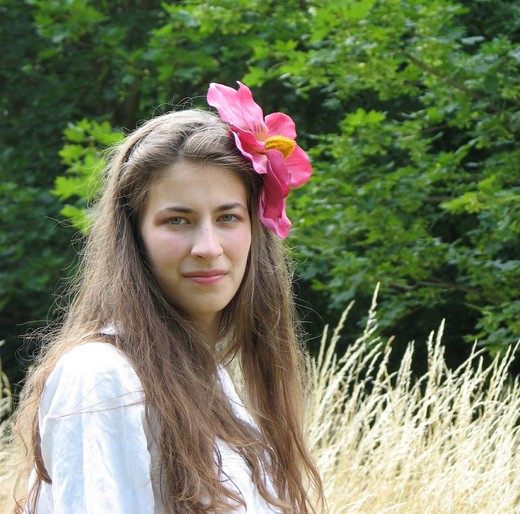 cerveny kvet.JPG