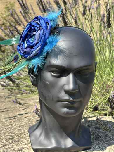 fascinator modre-pavi-pero  (2).jpg