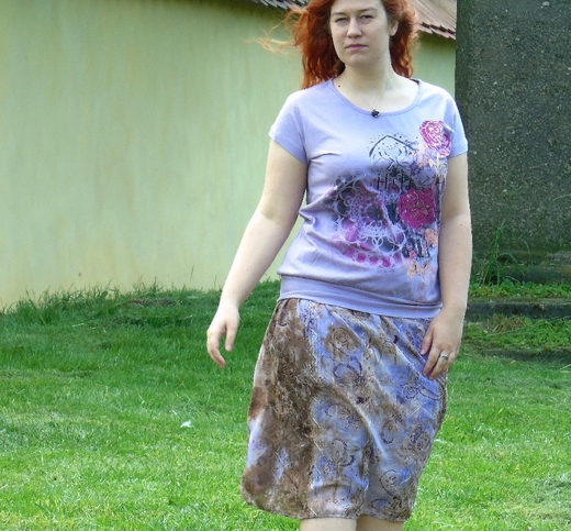 fialová sukně (1).jpg