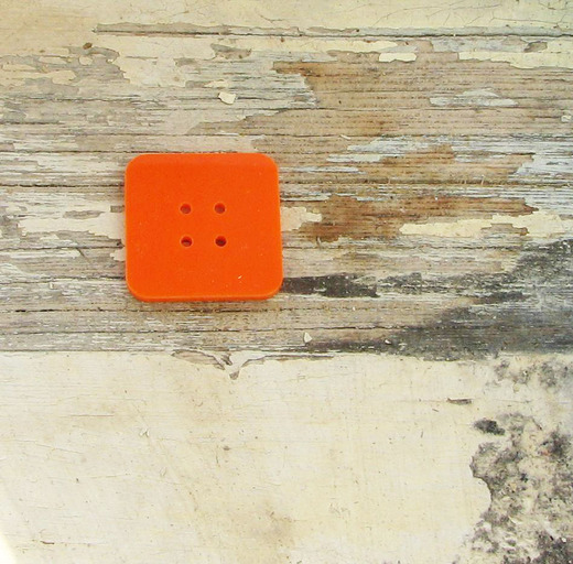 Knoflík čtverec oranžový ViolaArt