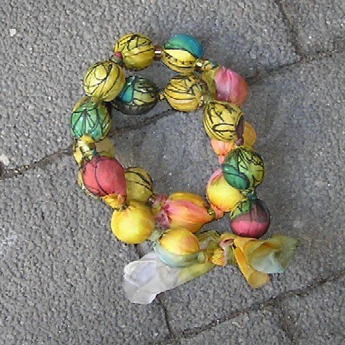 Korále z hedvábí (2).jpg