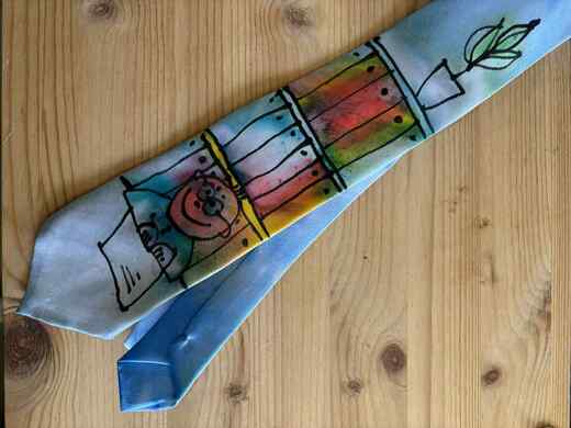 Kravata úředník s brýlemi