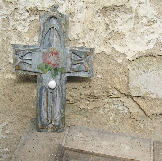 kriz s ruzi (1).JPG
