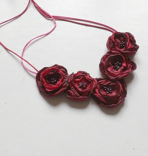 náhrdelník červené růže (2).jpg