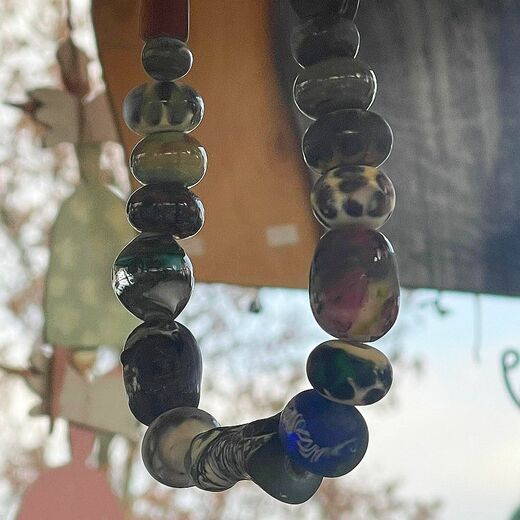 nahrdelnik-zemity-violaart (3).jpg